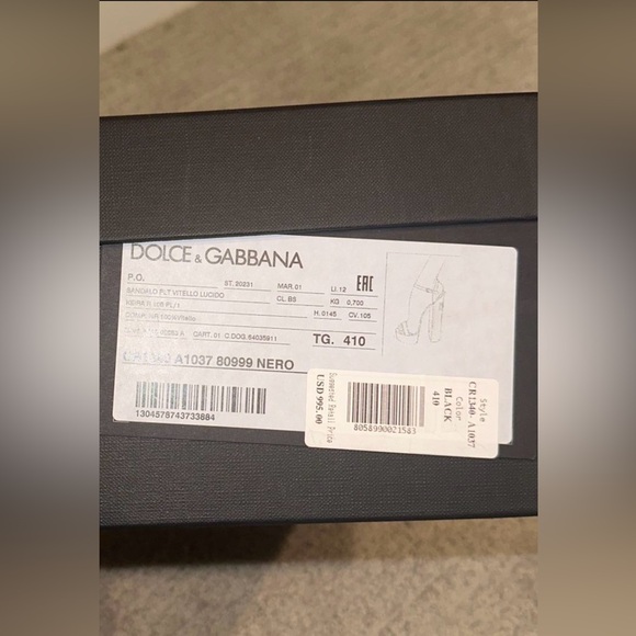 Authentic D & G - Picture 2 of 4